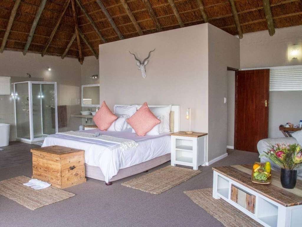 Honeymoon-Suite-2